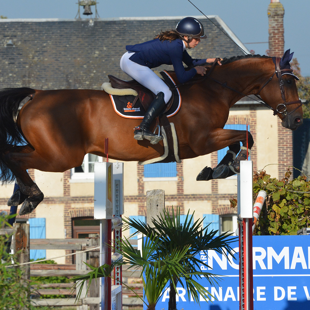 Quel couple – Quelle régularité – Alice Lainé et Emerald Sitte*litiere-cheval.com !